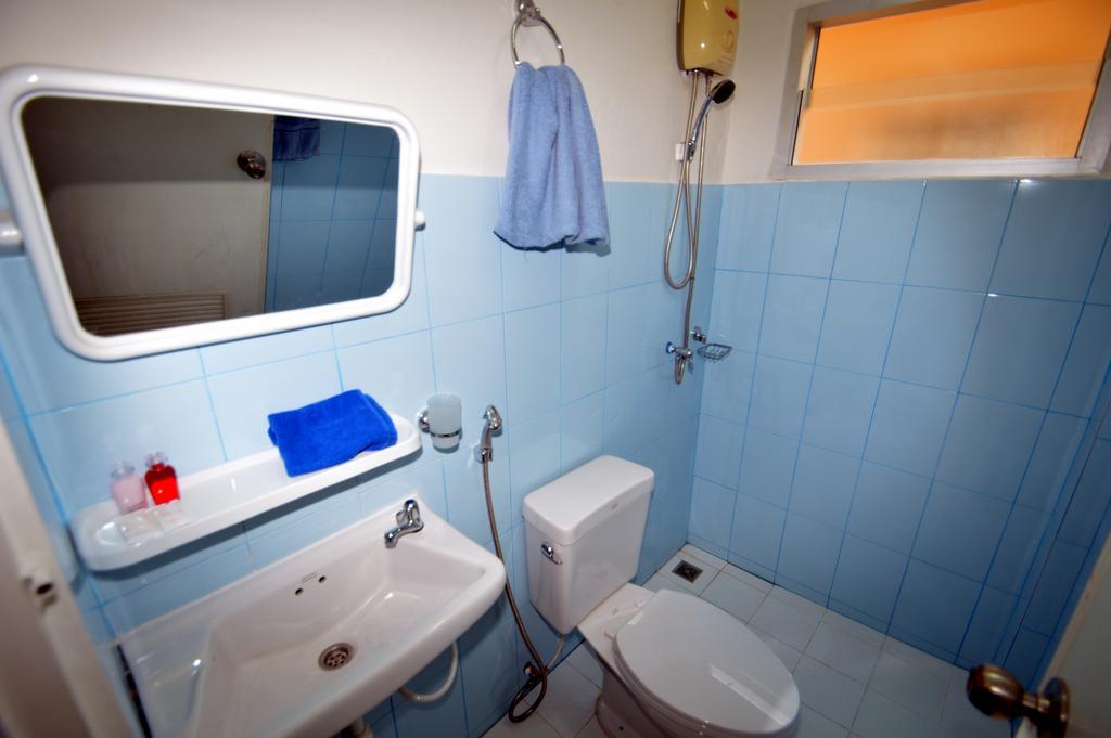 D.D. Inn Beach Guesthouse Pattaya Eksteriør billede
