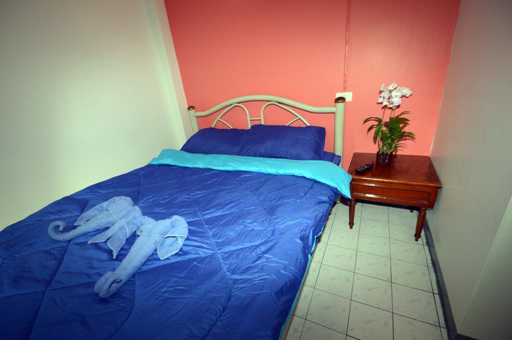 D.D. Inn Beach Guesthouse Pattaya Eksteriør billede